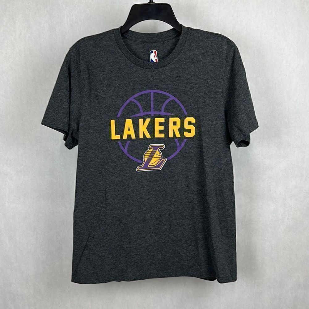 LA Lakers T-shirt Size Large Los Angeles NBA
